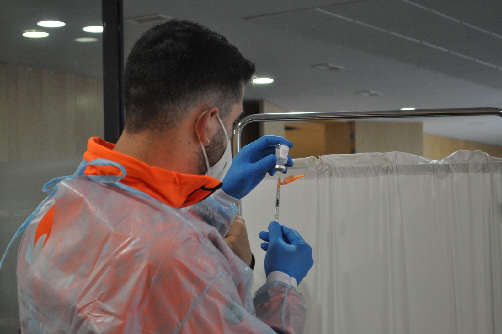 Más de cuatro millones de euros para dotar a Castilla y León de medios para la lucha contra el coronavirus