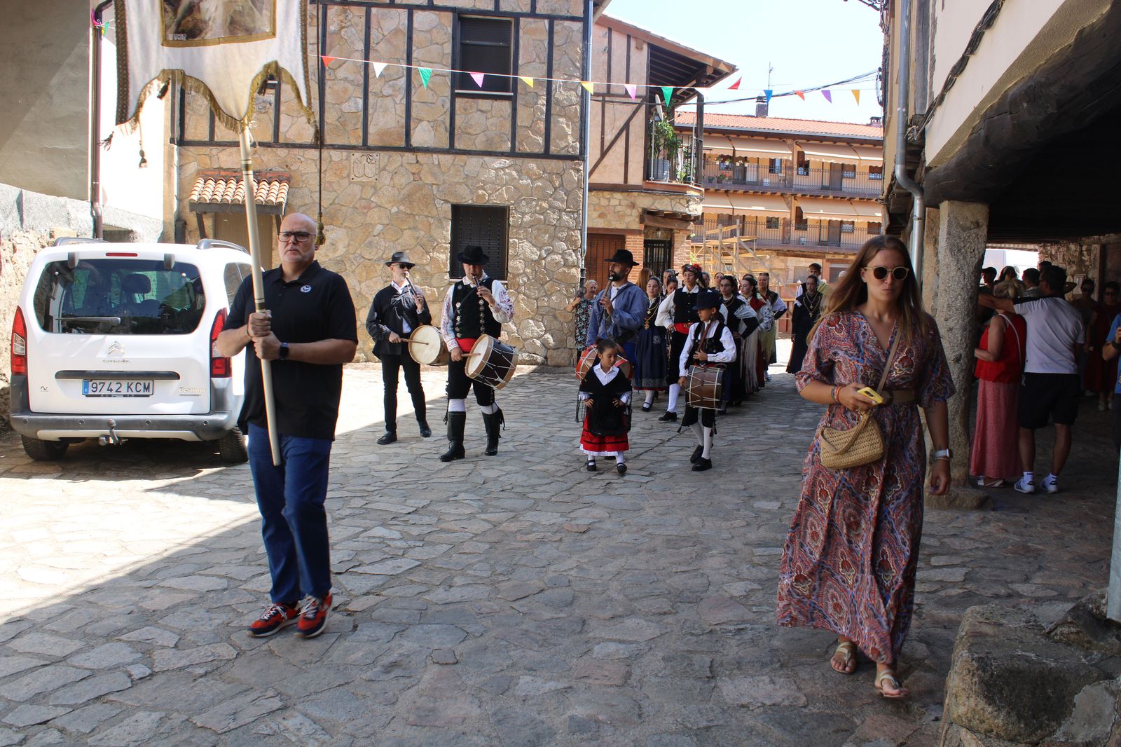 procesion-y-ofertorio-villanueva-del-conde-36