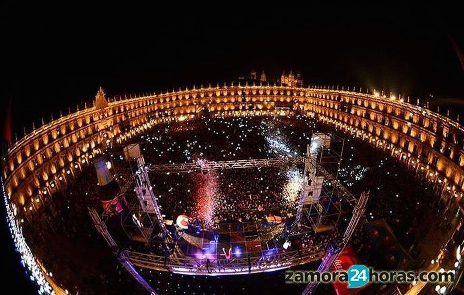 La Nochevieja Universitaria pretende hacer el 'manequin challenge' más grande del planeta