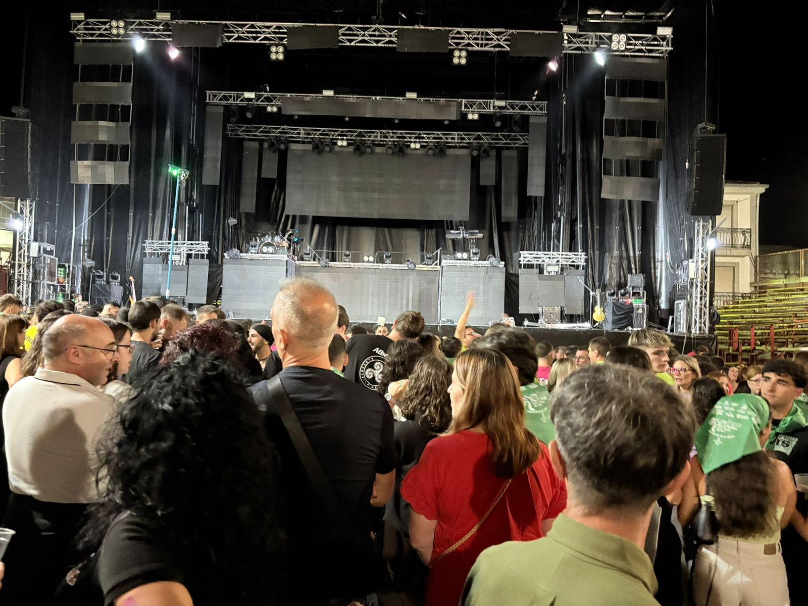 Desfile de peñas de Aldeadávila