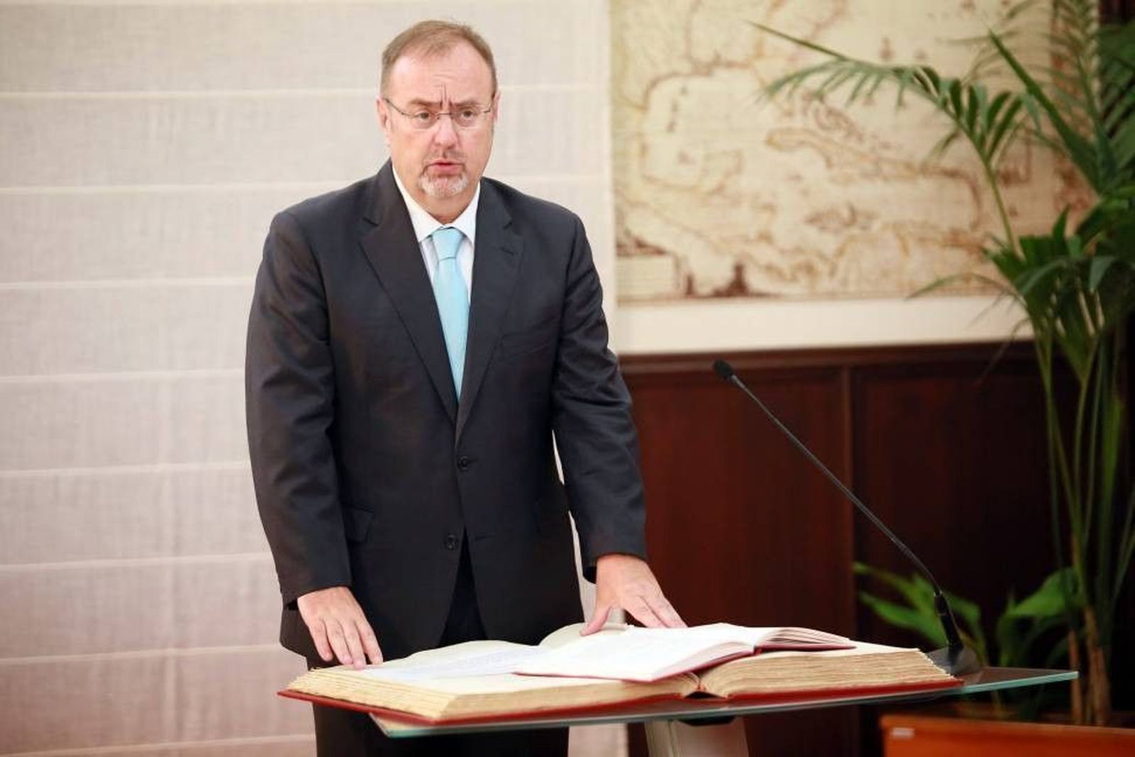 El consejero de Educación participa en una mesa redonda sobre la libertad de expresión en México