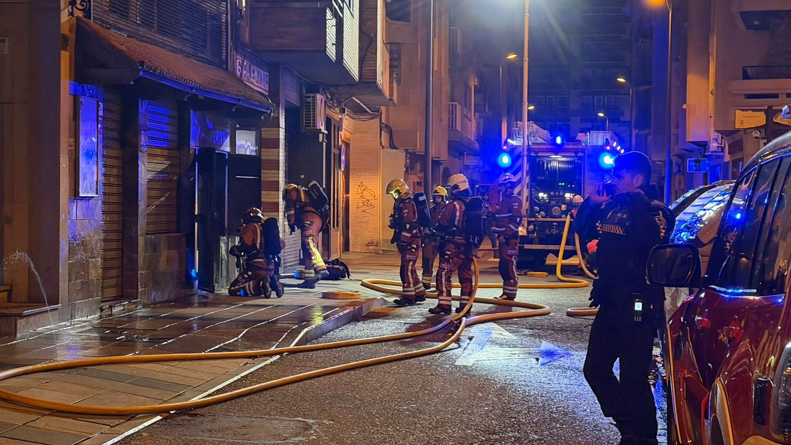 Incendio en un bar en la calle Rodríguez Fabrés