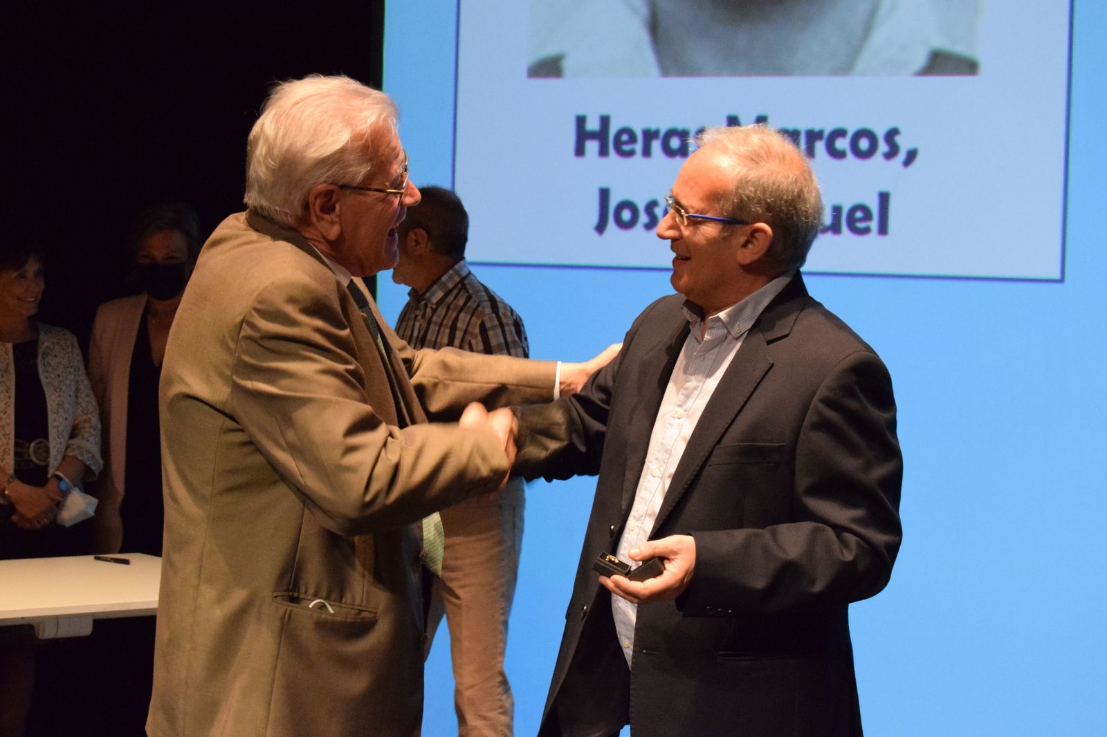 el-colegio-de-enfermeria-de-zamora-rinde-homenaje-a-los-companeros-jubilados-40