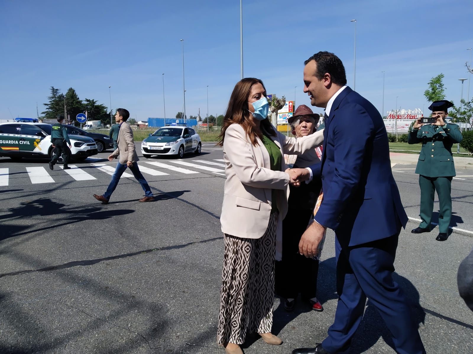 visita-secretario-de-estado-de-seguridad-al-cuartel-de-la-guardia-civil-de-santa-marta-14