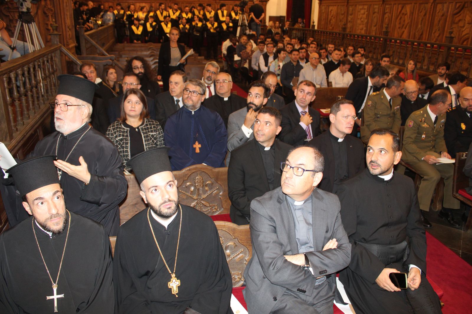 investidura-como-doctor-honoris-causa-de-la-universidad-pontific-22