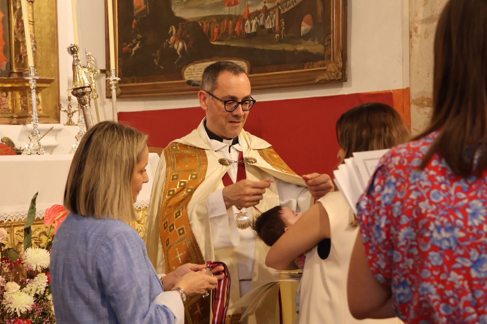 entrada-de-nuevos-hermanos-de-la-cofradia-de-la-concha-31