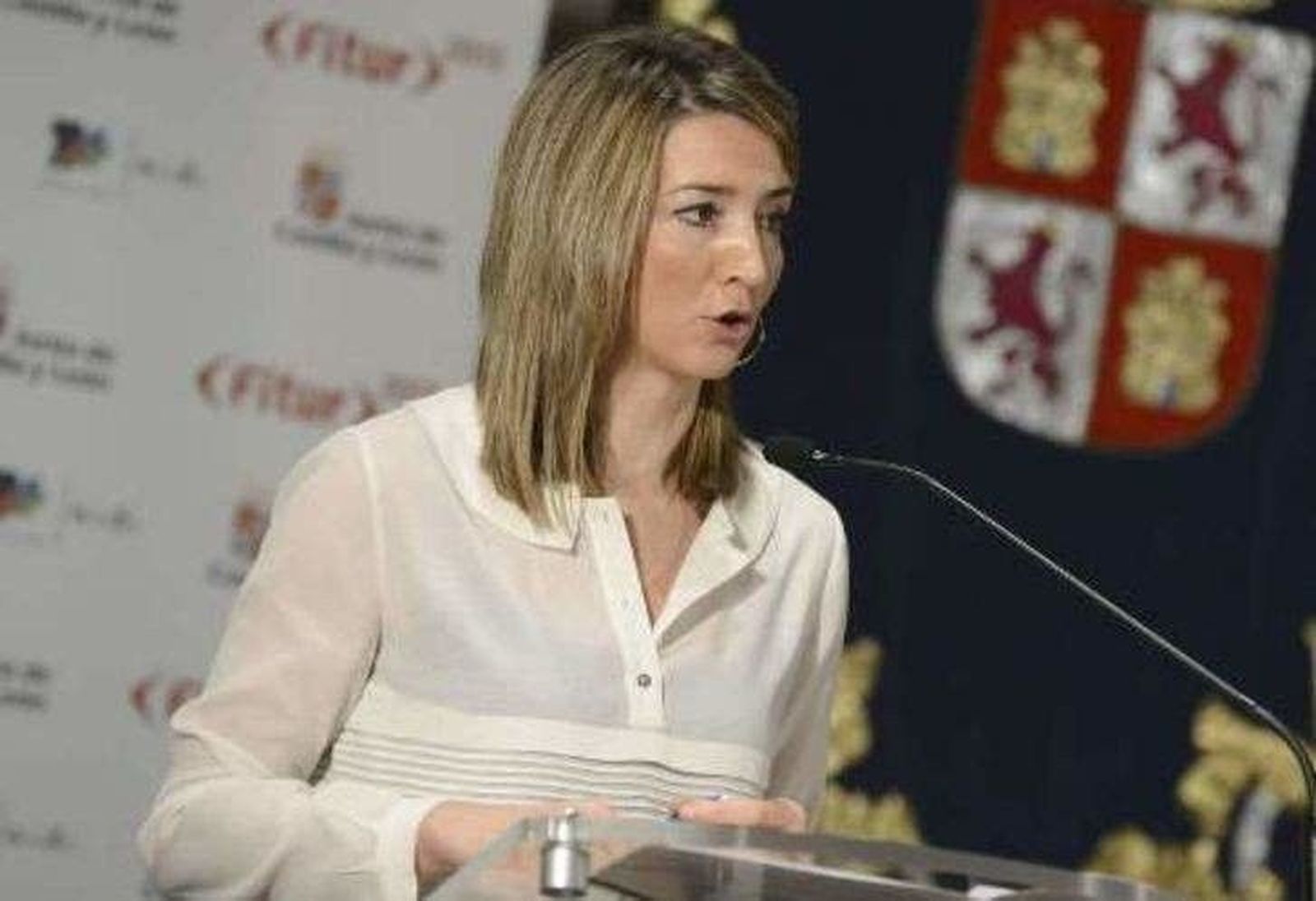 Alicia García sitúa al empleo como herramienta para mejorar la situación de la mujer víctima de violencia de género