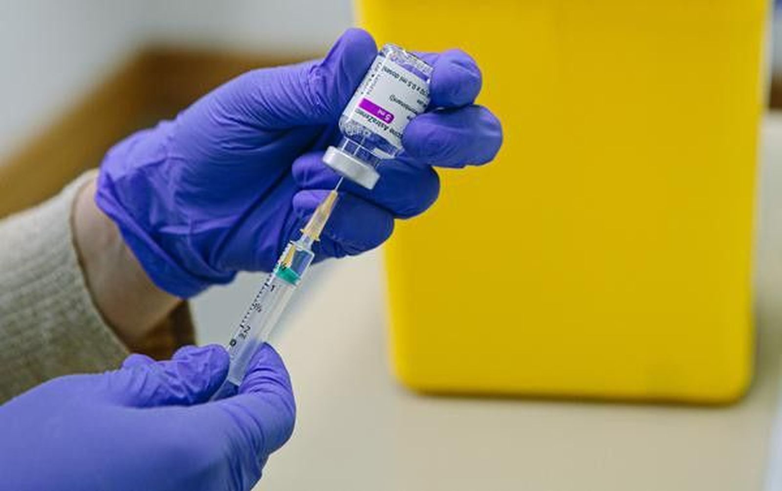 Una dosis de la vacuna contra el coronavirus.