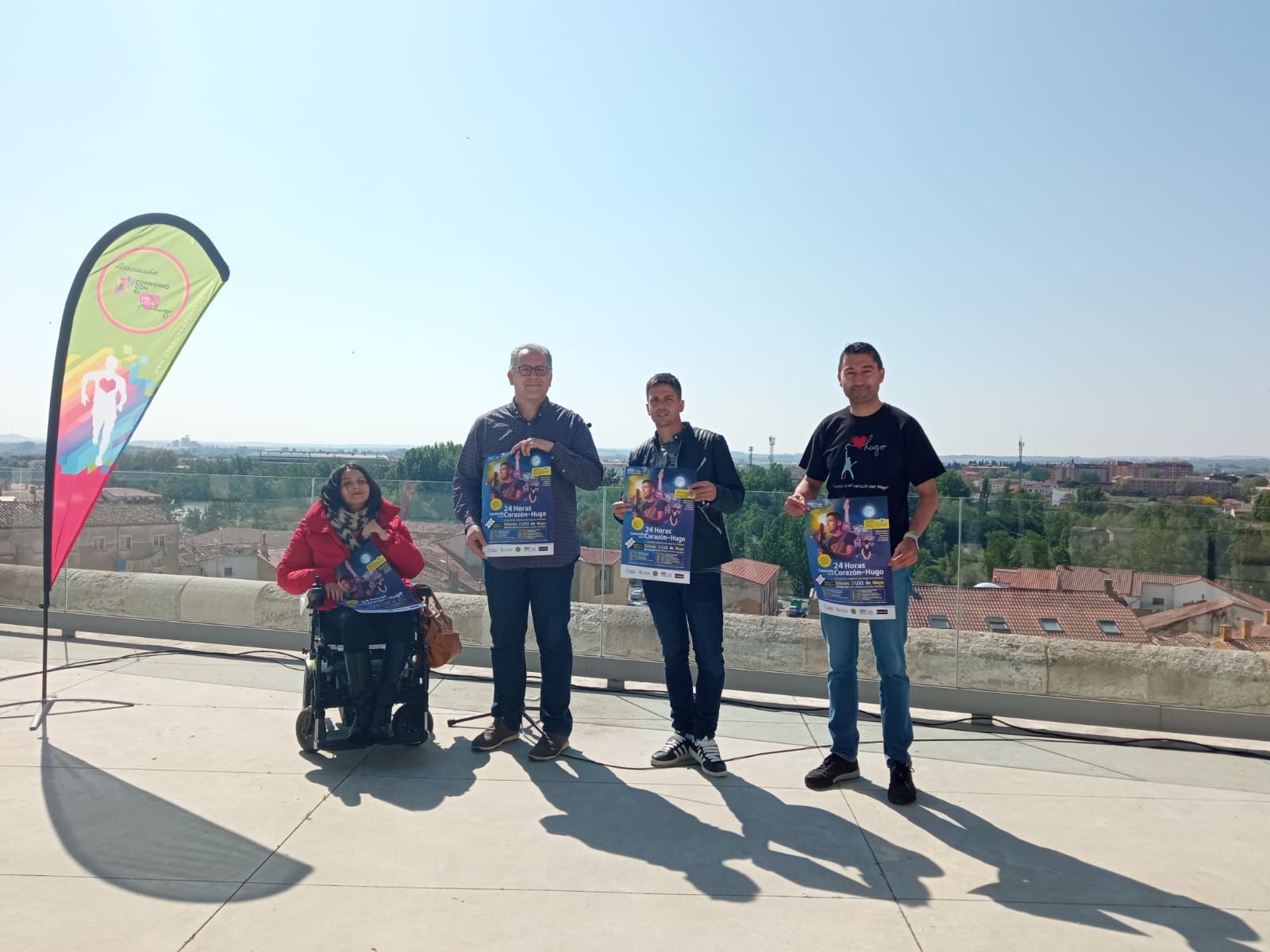 Presentación de la iniciativa 'Cantando 24 horas con el Corazón por Hugo'