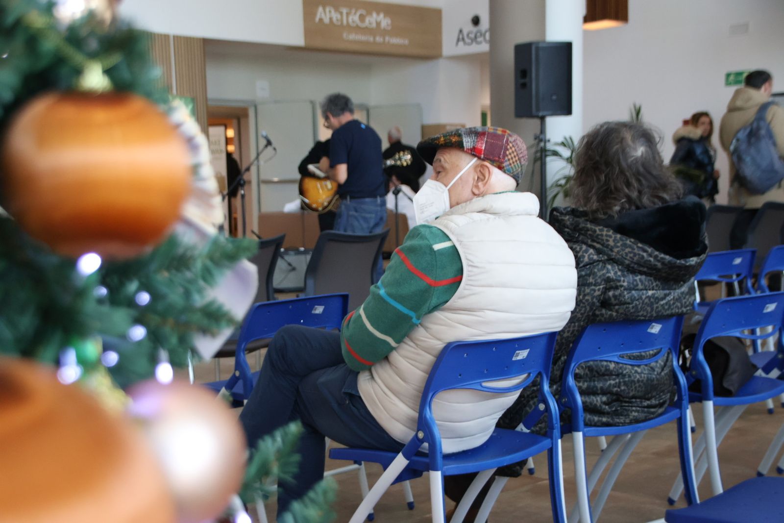 Concierto en el hall principal del Hospital de Salamanca, enmarcado dentro de los actos del 50 Aniversario del Hospital Clínico Universitario de Salamanca