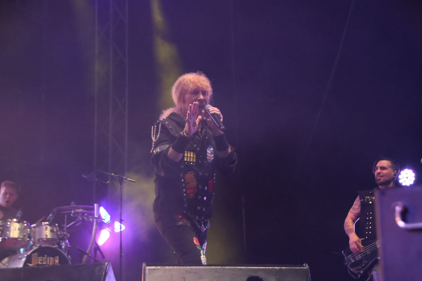 Medina Azahara hace vibrar a la Plaza Mayor de Salamanca con su eterno y emblemático rock