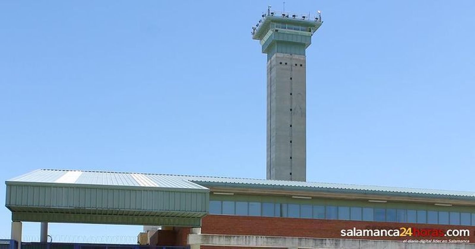 Un año de prisión para un hombre por agredir a funcionarios de prisión en Topas