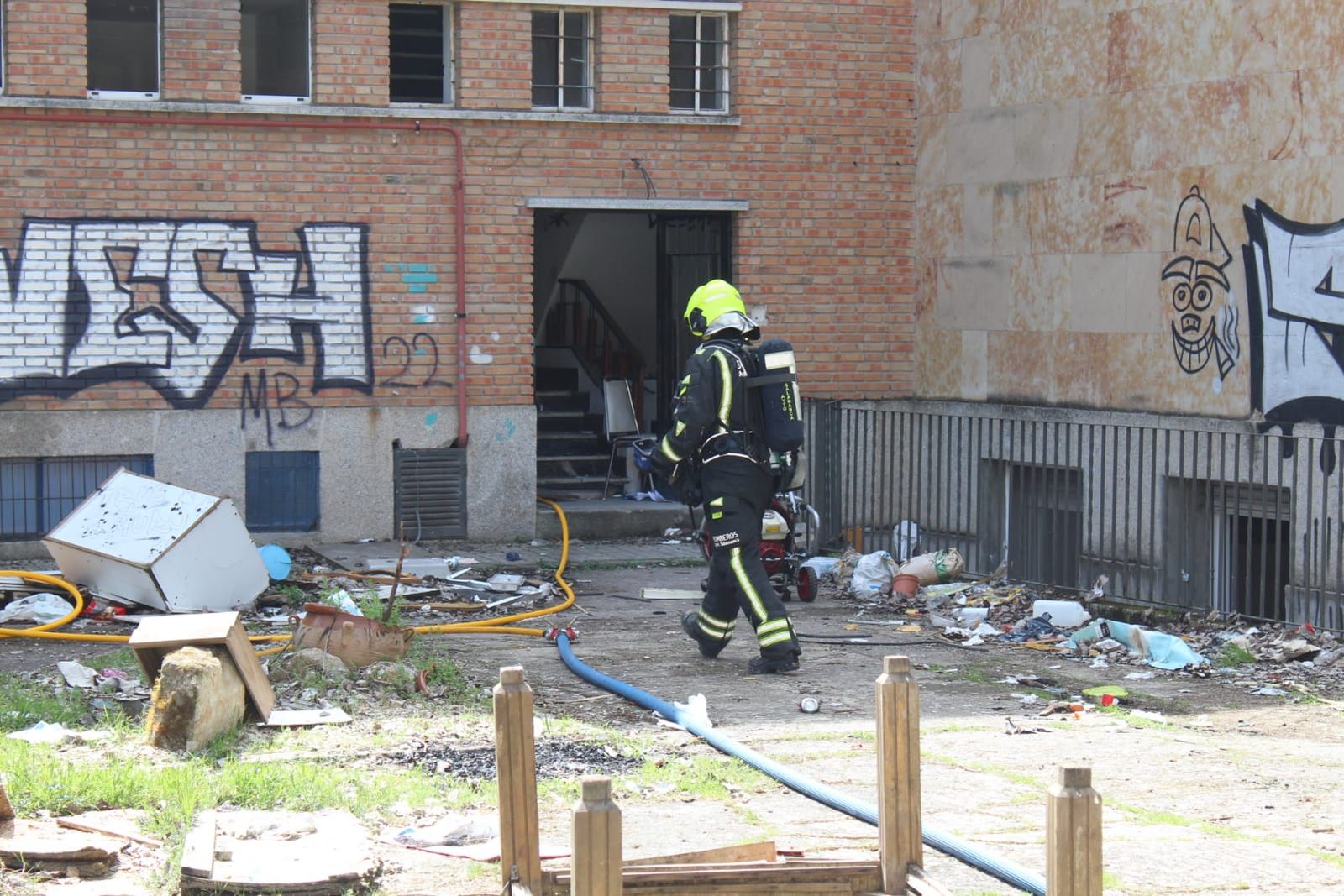 incendio-en-un-edificio-abandonado-de-ciudad-jardin-8