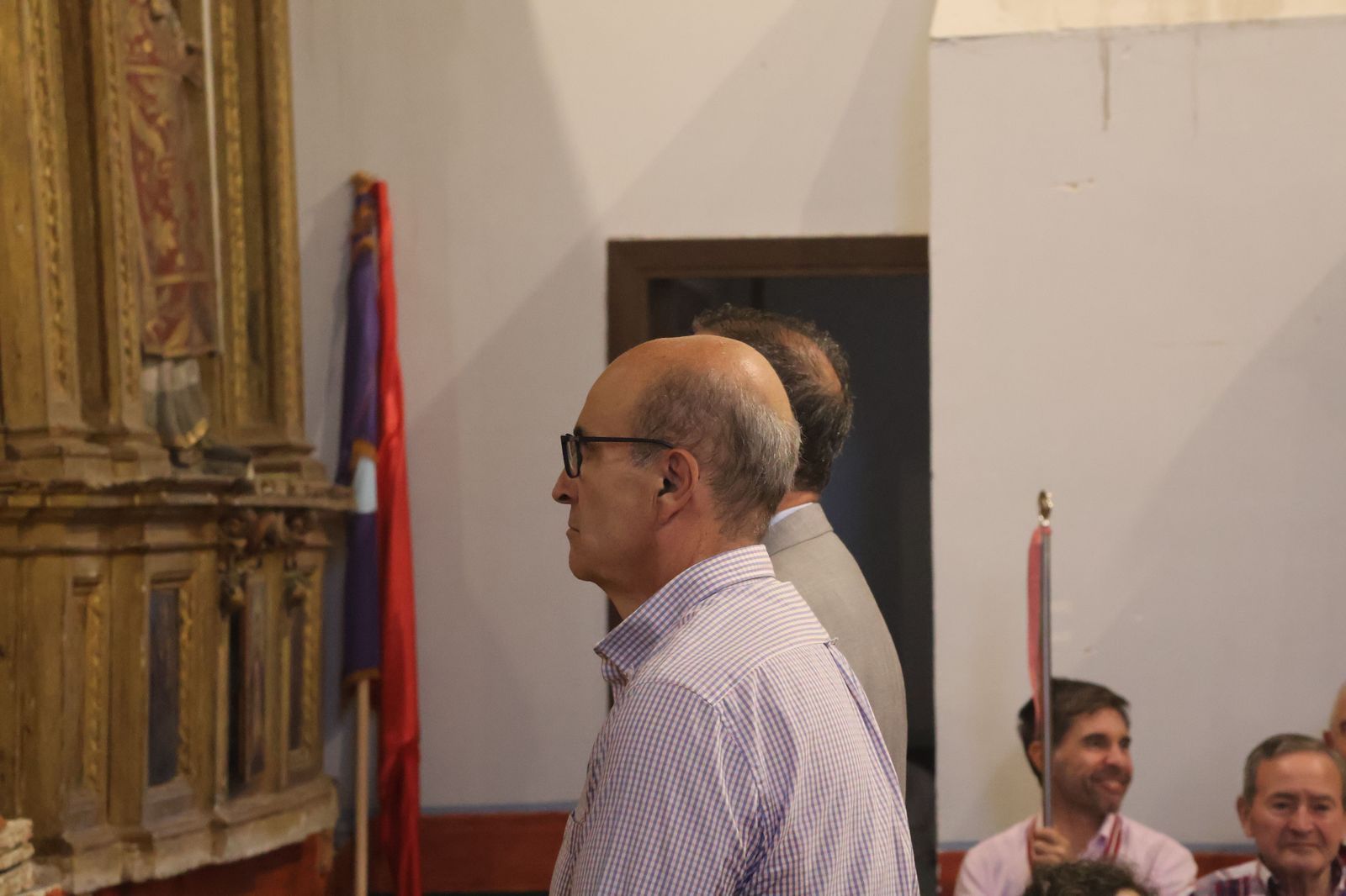 entrada-de-nuevos-hermanos-de-la-cofradia-de-la-concha-3