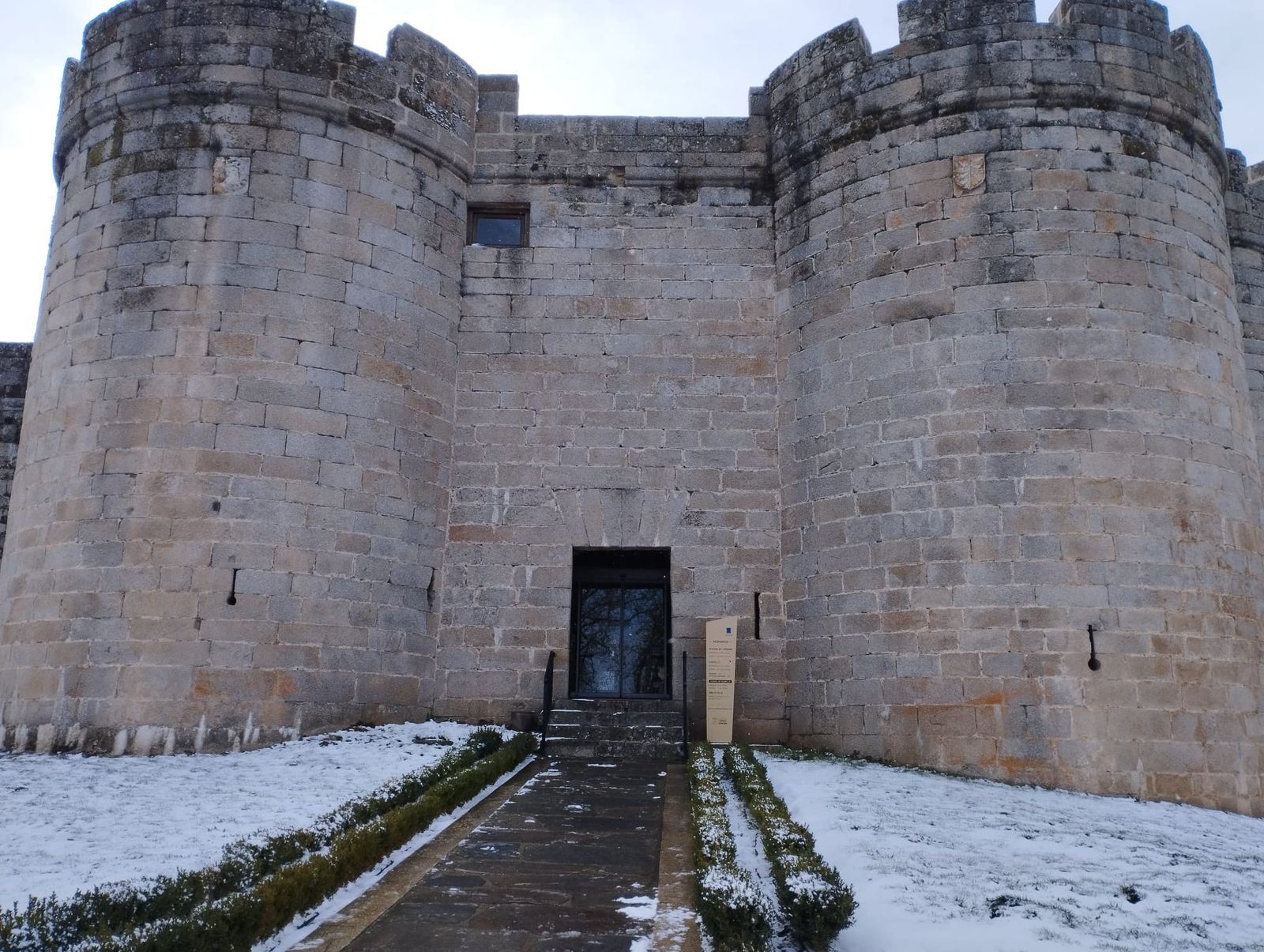la-nieve-deja-una-espectacular-estampa-en-puebla-de-sanabria-4