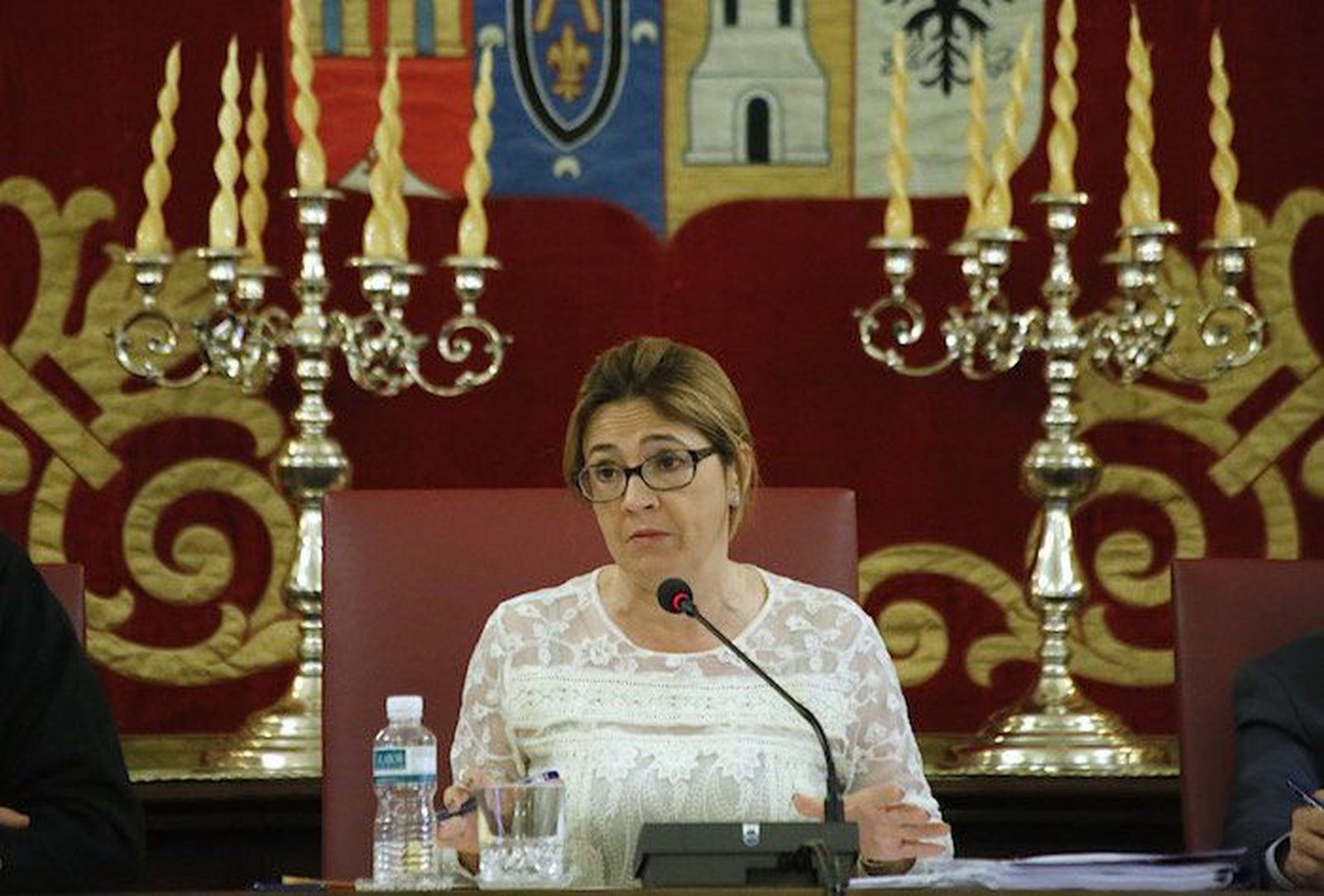 La Diputación prevé reducir “a cero” la deuda bancaria en 2018