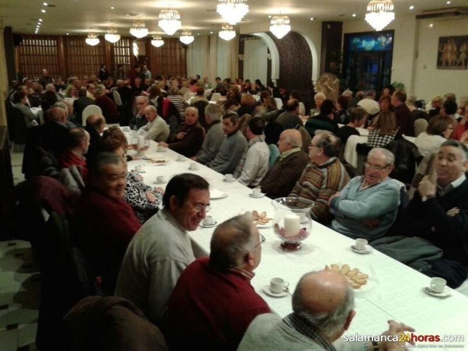 El ex ministro socialista Valeriano Gómez participa en una jornada de trabajo en el municipio