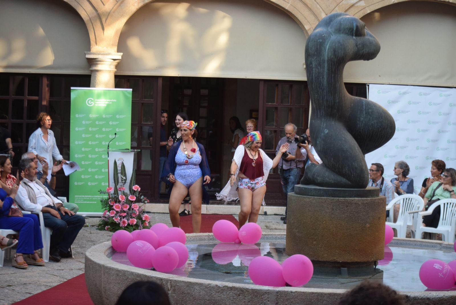 xx-desfile-de-lenceria-y-ropa-de-bano-aecc-56