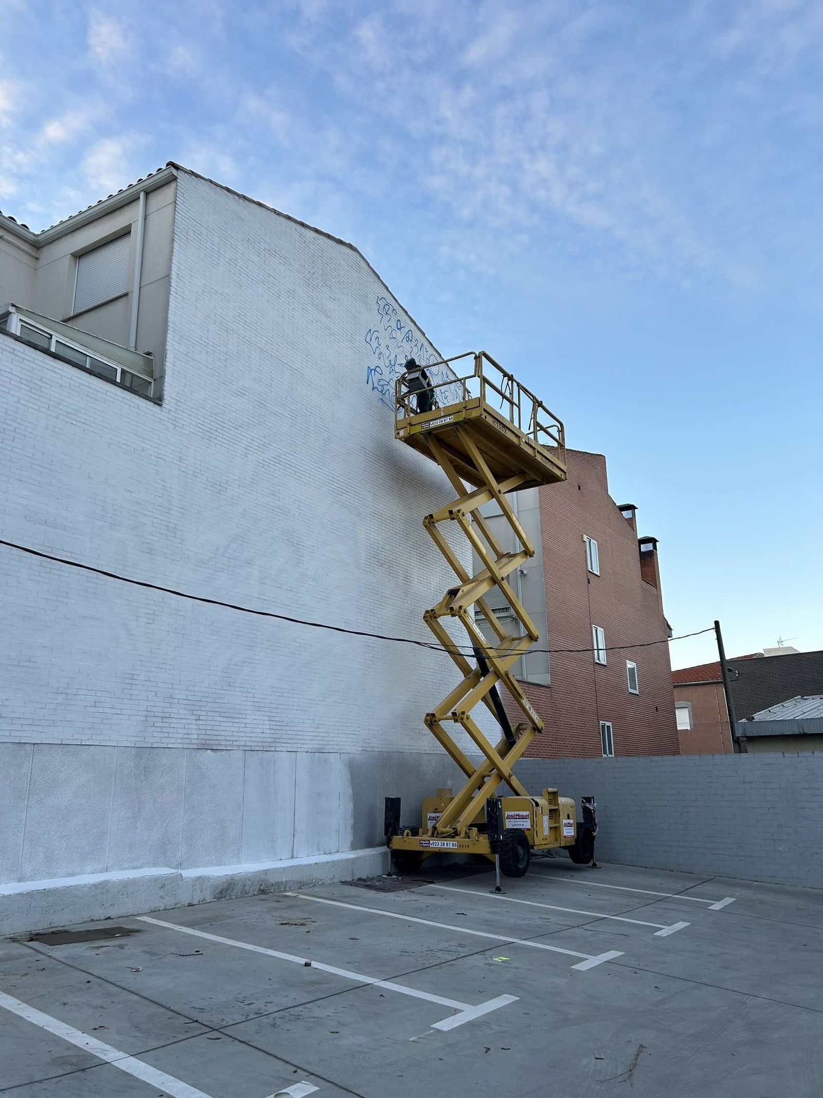 e78b96c0-5357-436f-a499-dd69660786e1