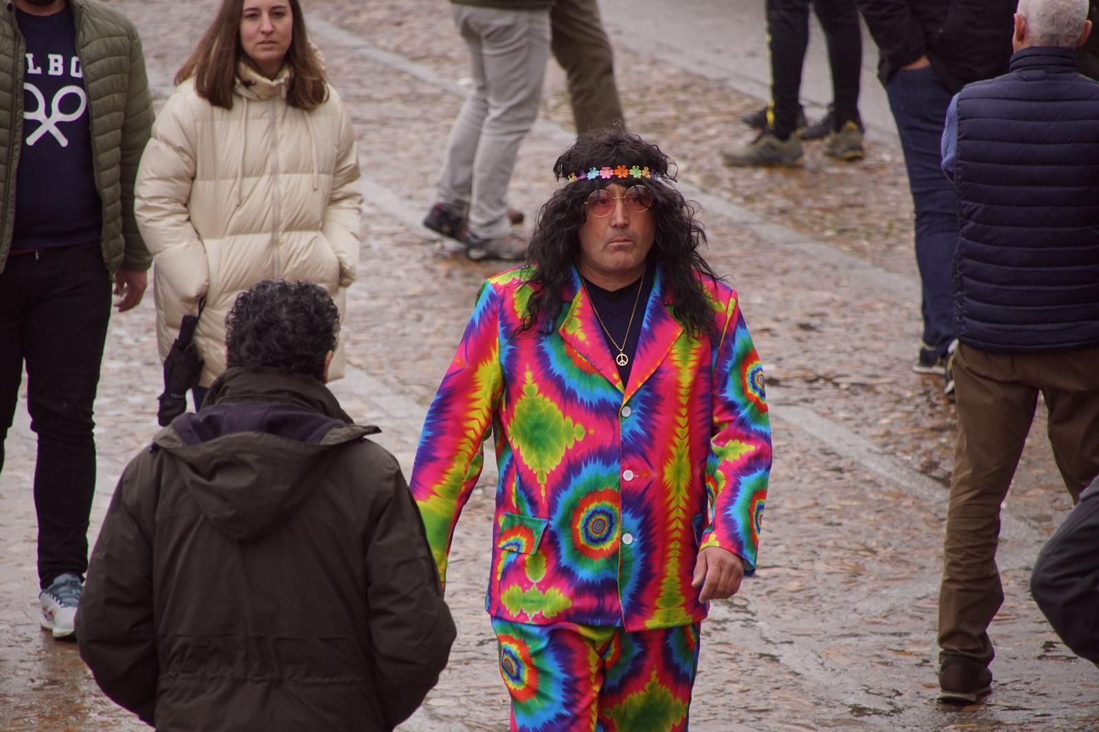 ambiente-encierro-urbano-lunes-de-carnaval-en-ciudad-rodrigo-12-de-febrero-de-2024-fotos-s24h-18