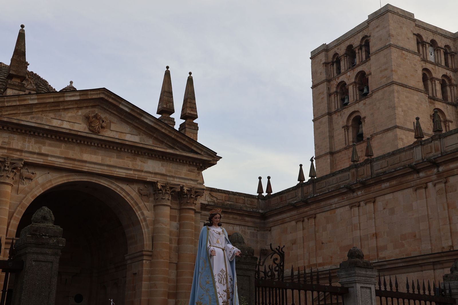 procesion-del-amor-hermoso-2025-40