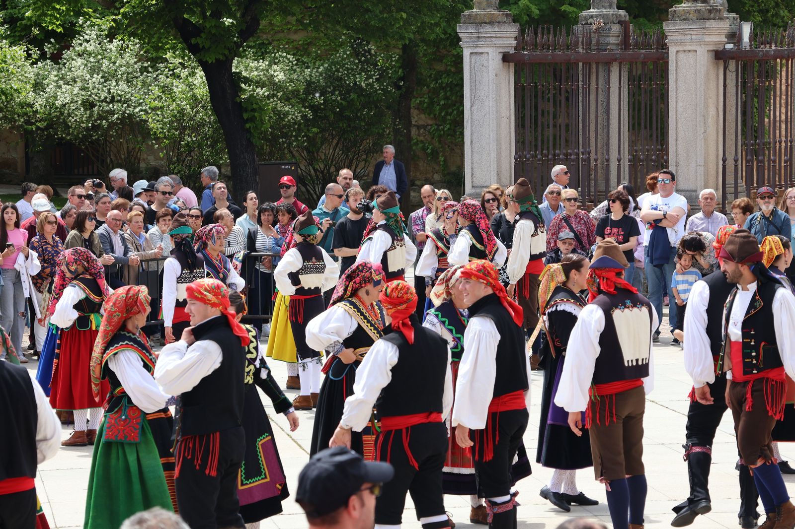 el-bolero-de-algodre-en-la-plaza-de-la-catedral-62