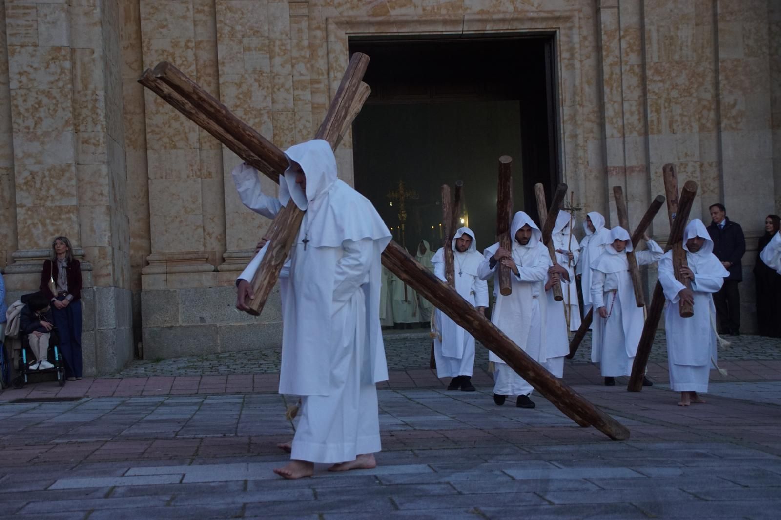María Nuestra Madre y el Cristo del Amor y de la Paz en la procesión de la Semana Santa 2026 en Salamanca