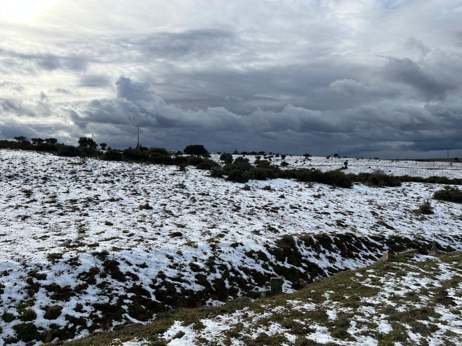 Nieve en la zona de Carrascal de Barregas y el Recinto Ferial. Foto de archivo