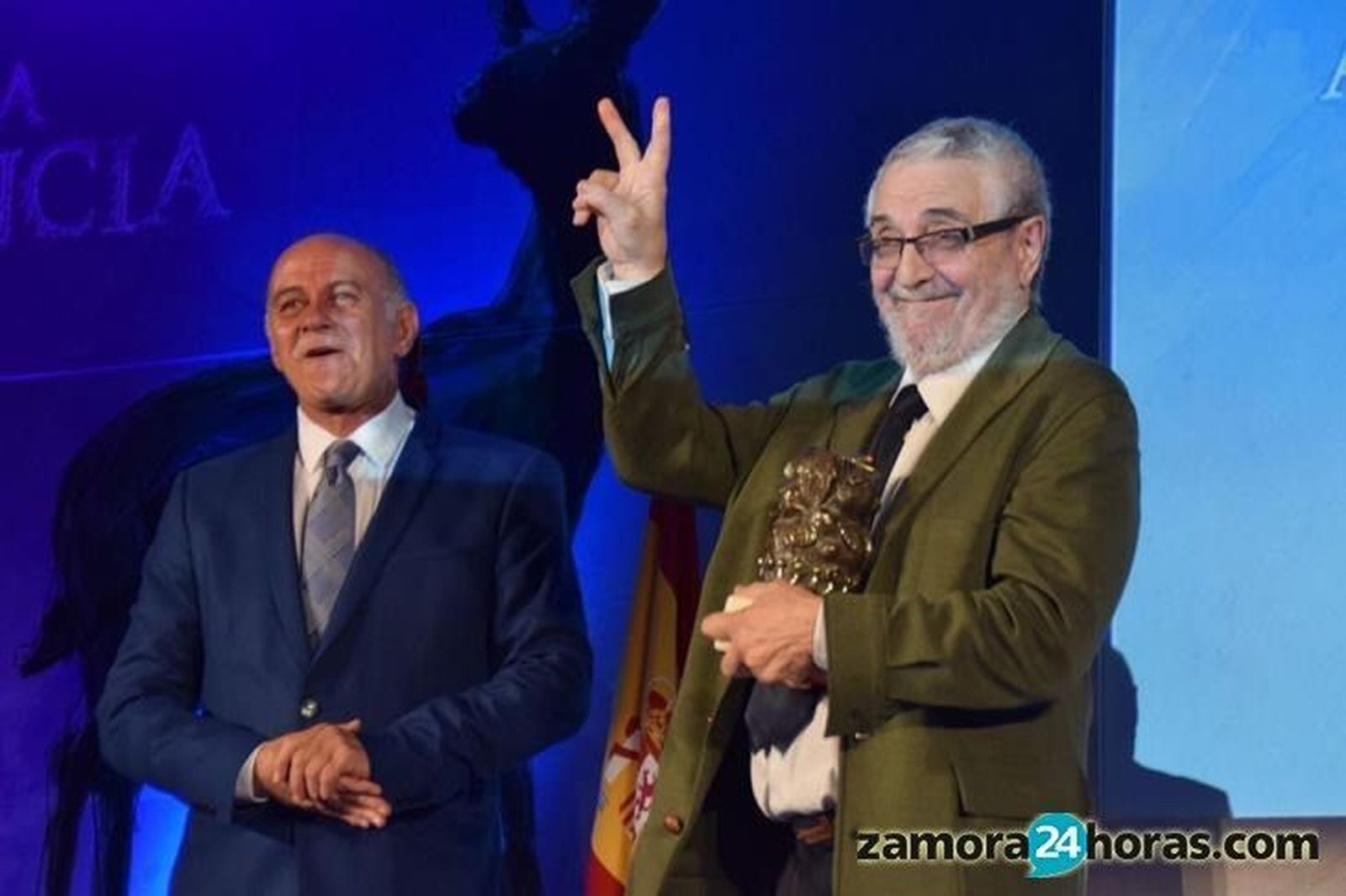 Amando de Miguel recuerda su infancia en Pereruela y desea "buena jera" a los zamoranos