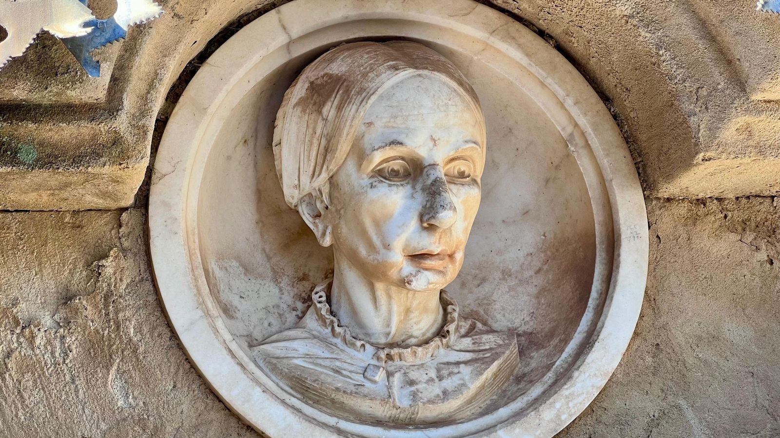 Busto de Antonia Carabias