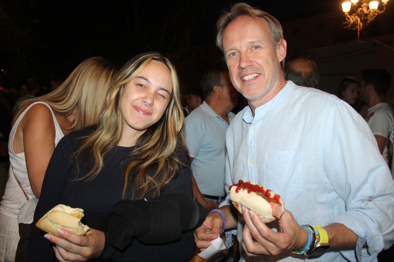 Ambiente en la Feria de Día en la tarde de este