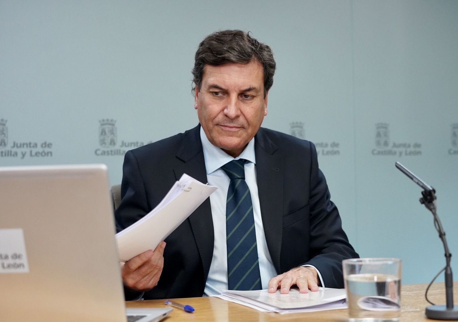 El consejero de Economía y Hacienda y portavoz, Carlos Fernández Carriedo.