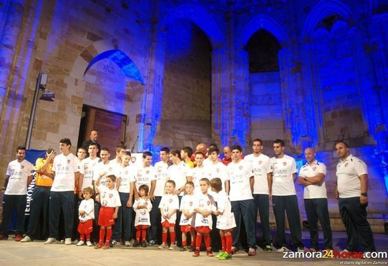 El FS Zamora presenta, a lo grande, toda su estructura