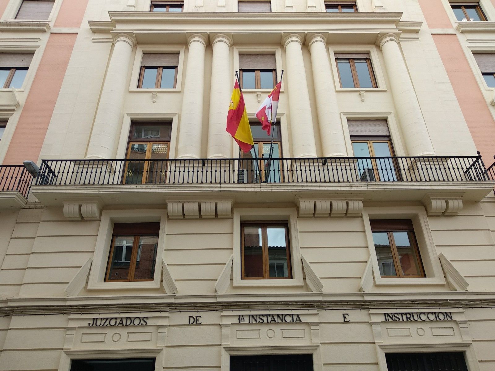 Fachada del Juzgado de Zamora. Fachada del Juzgado de Zamora.