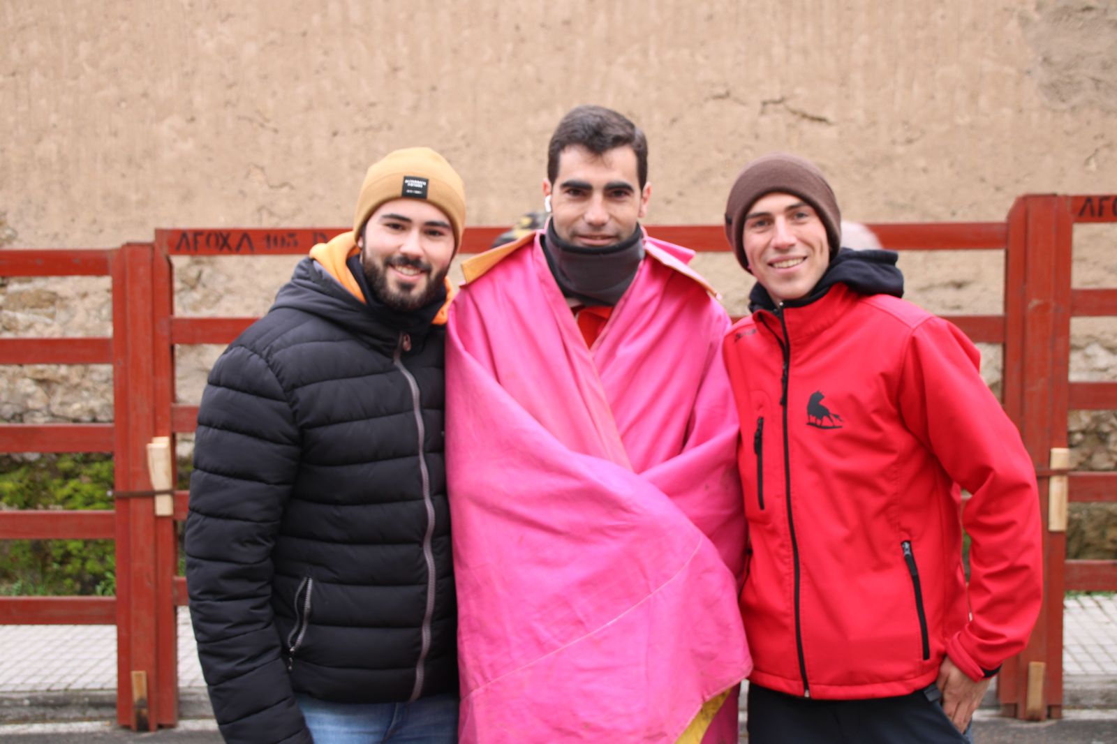 ambiente-durante-el-encierro-urbano-de-ciudad-rodrigo-sabado-10-de-febrero-fotos-s24h-14