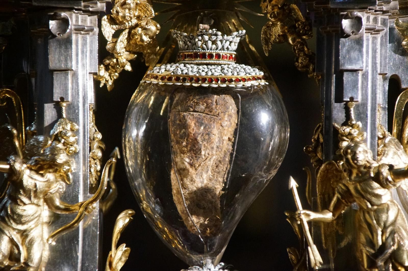 whatsapp-image-2025-05-08-at-18-25-40-2