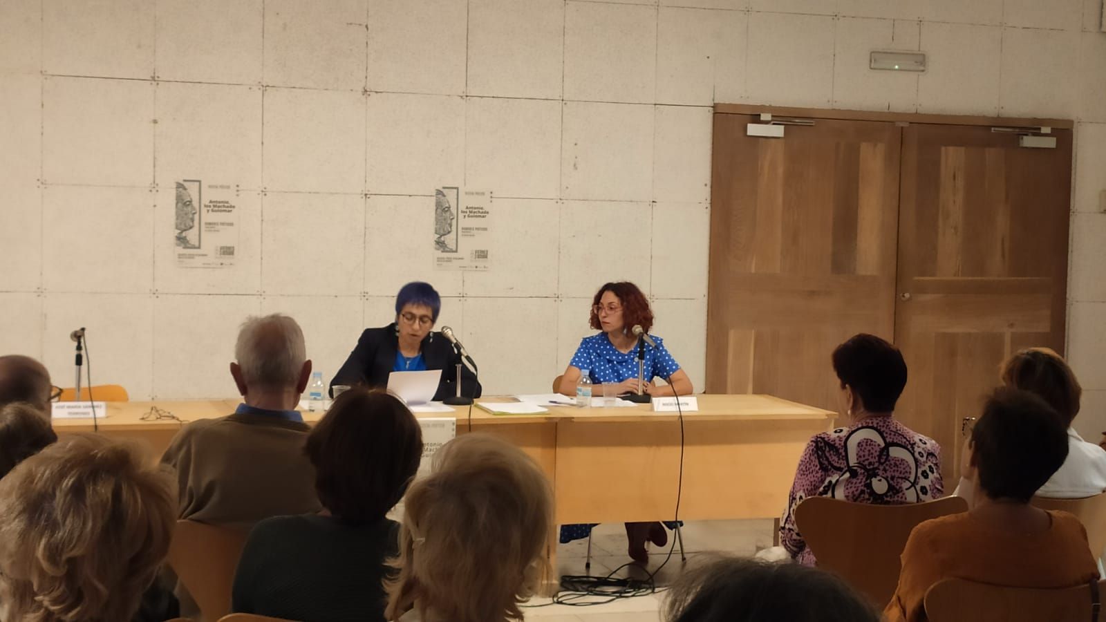 Un recital poético en la Casa de las Conchas celebra los 150 años de Antonio Machado