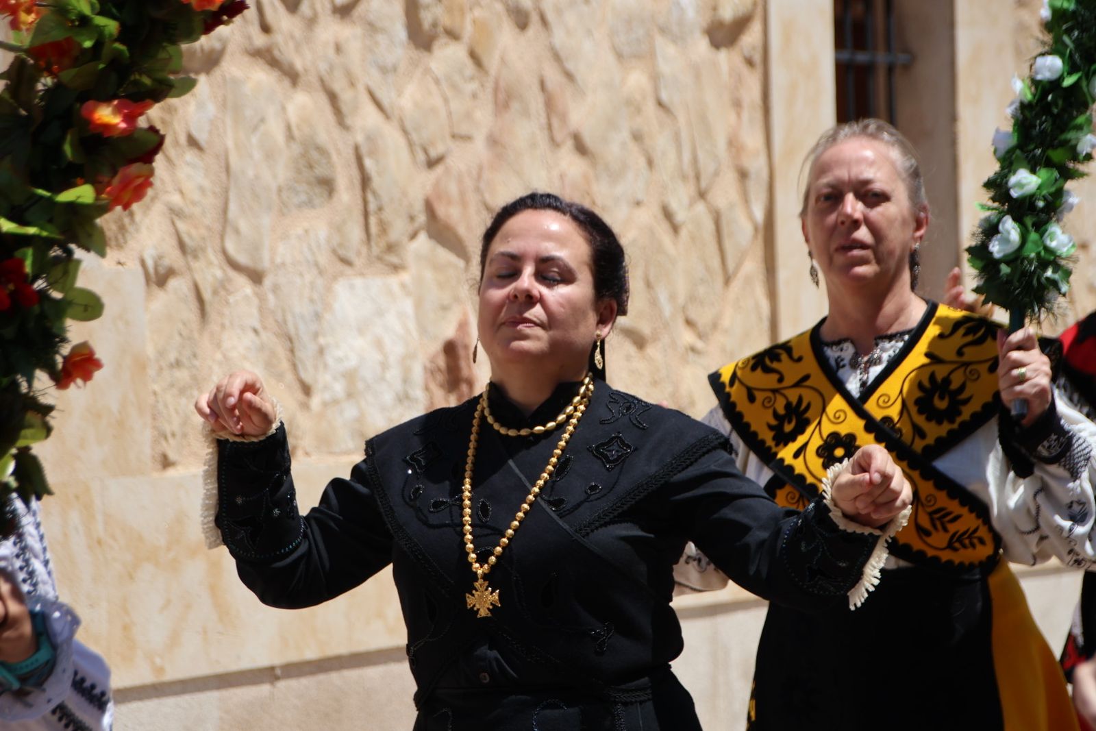 Castellanos de Villiquera Misa y procesión