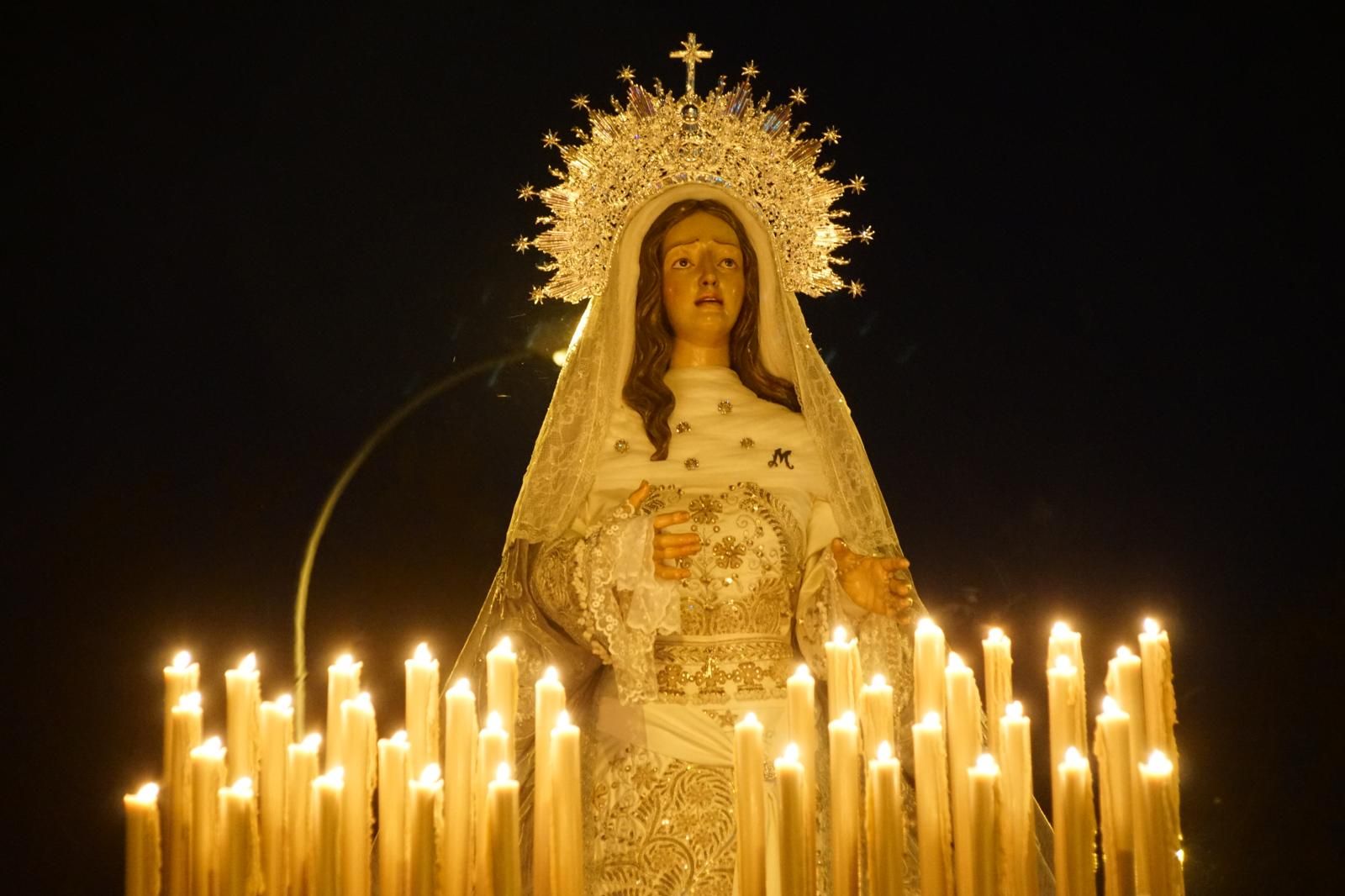 María Nuestra Madre y el Cristo del Amor y de la Paz en la procesión de la Semana Santa 2026 en Salamanca