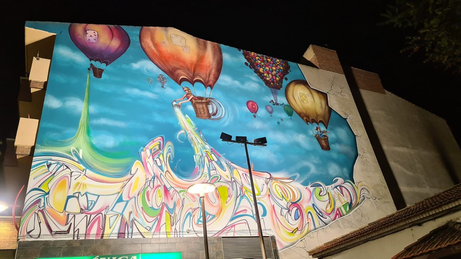 Mural Santa Marta  iluminado 2