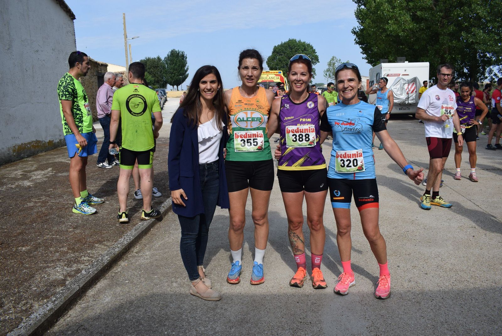 Clasificadas categoría femenina del II Cross Benéfico