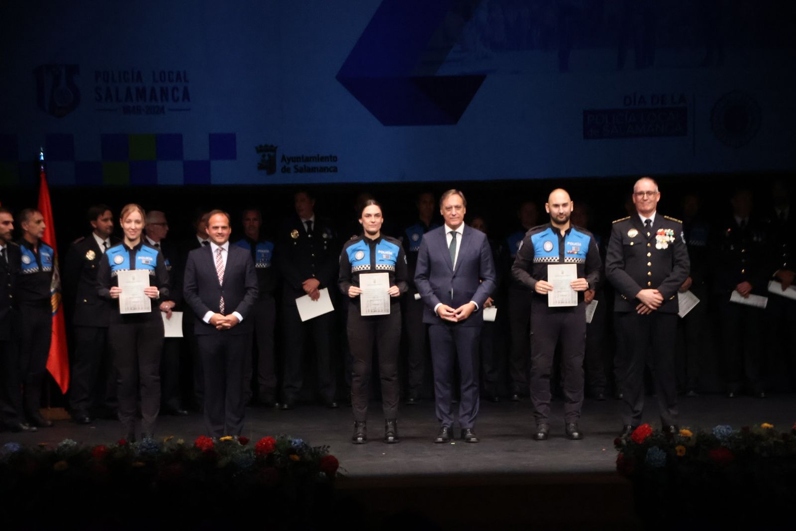 Día de la Policía Local en el Teatro Liceo