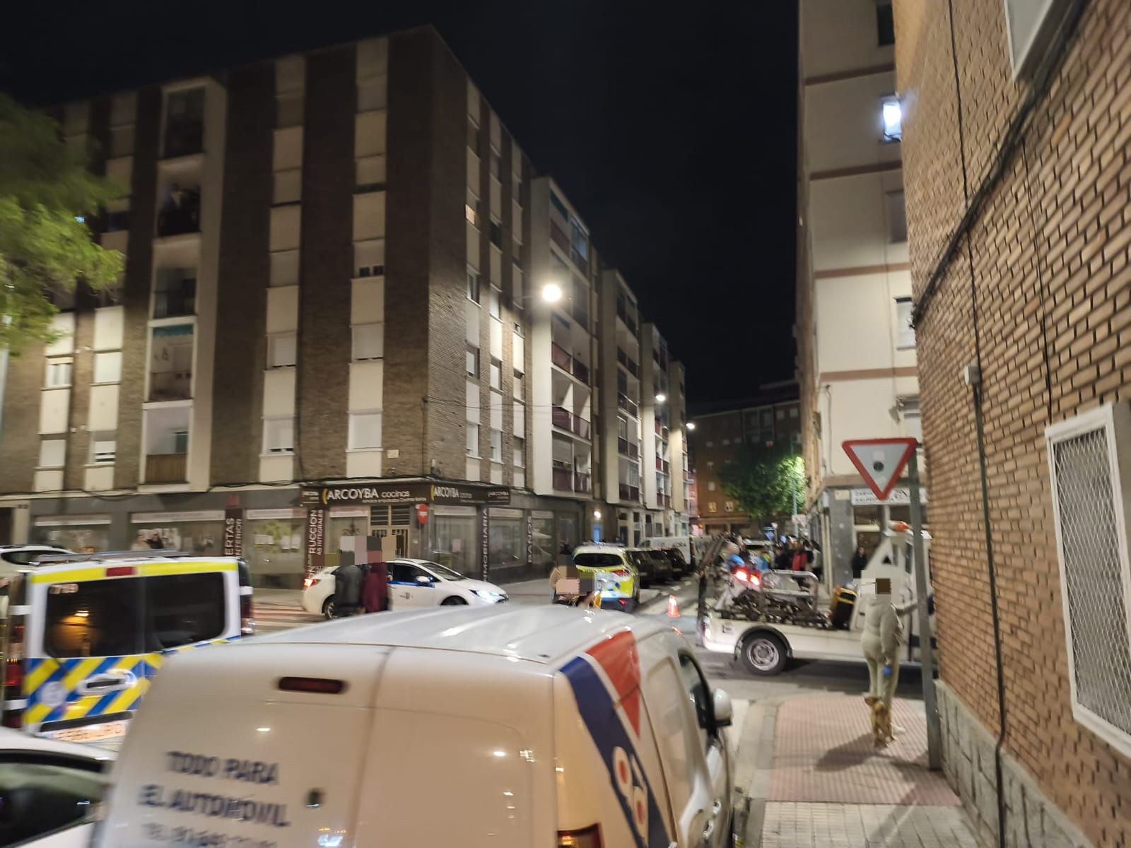 Múltiples coches implicados en una persecución en Garrido durante la madrugada