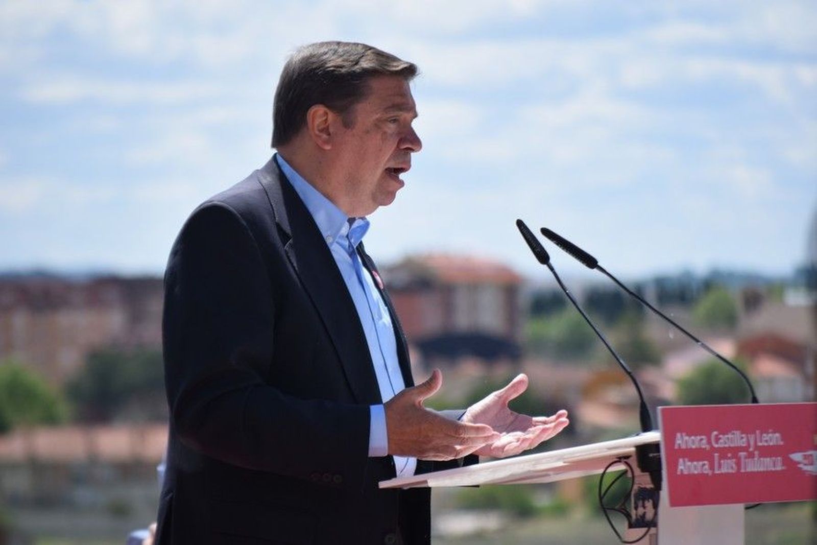 Luis planas