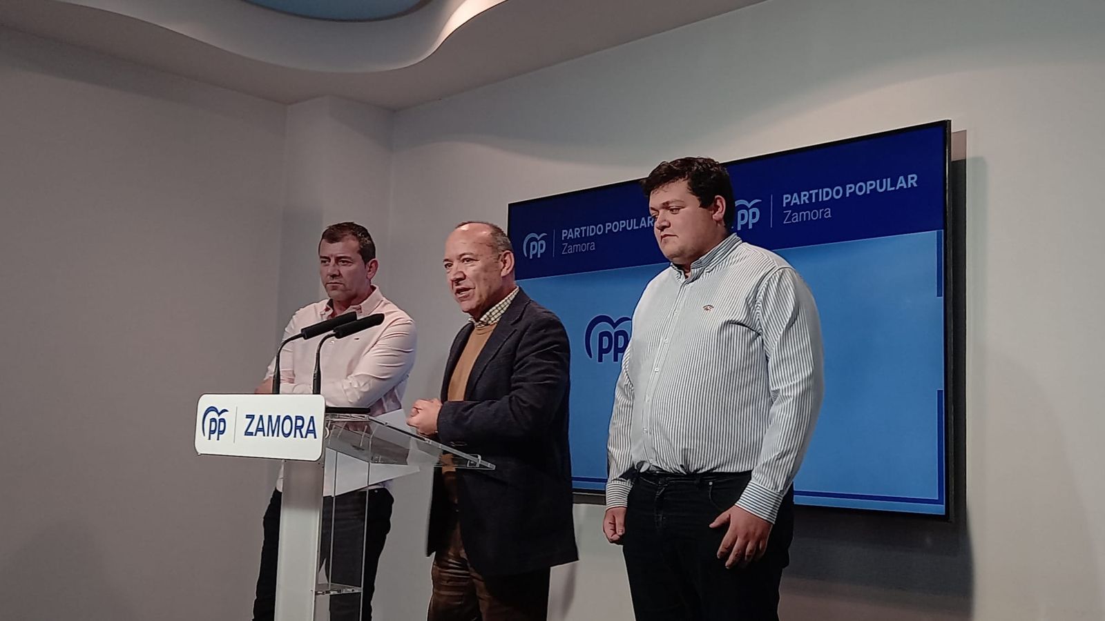 Manuel López, José María Barrios y Roberto Álvarez