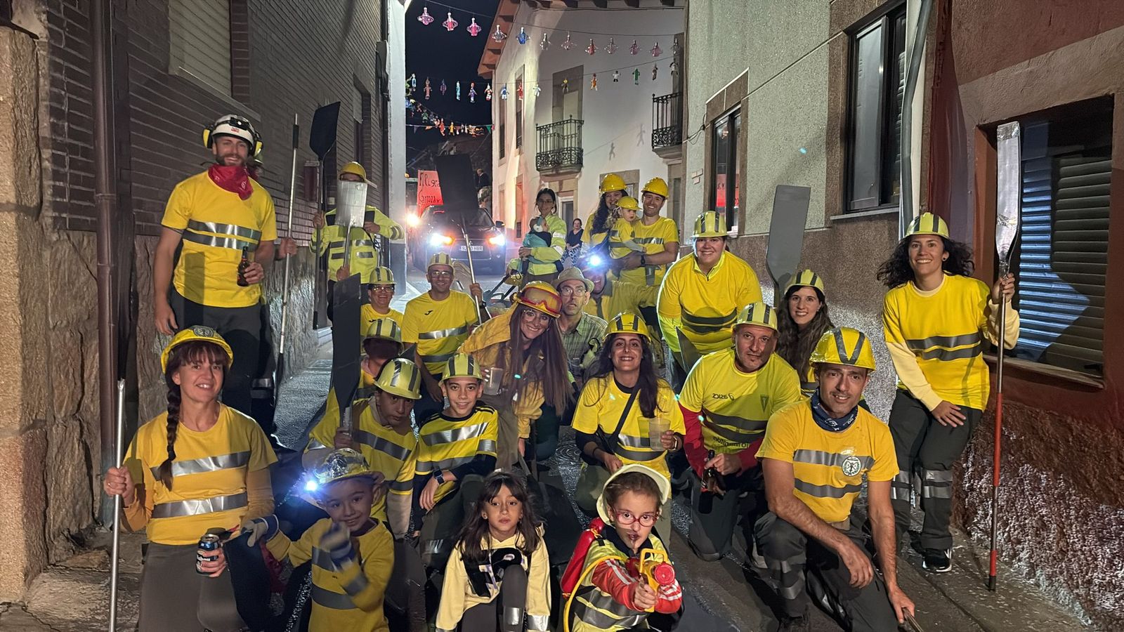 Desfile de carrozas en Pereña