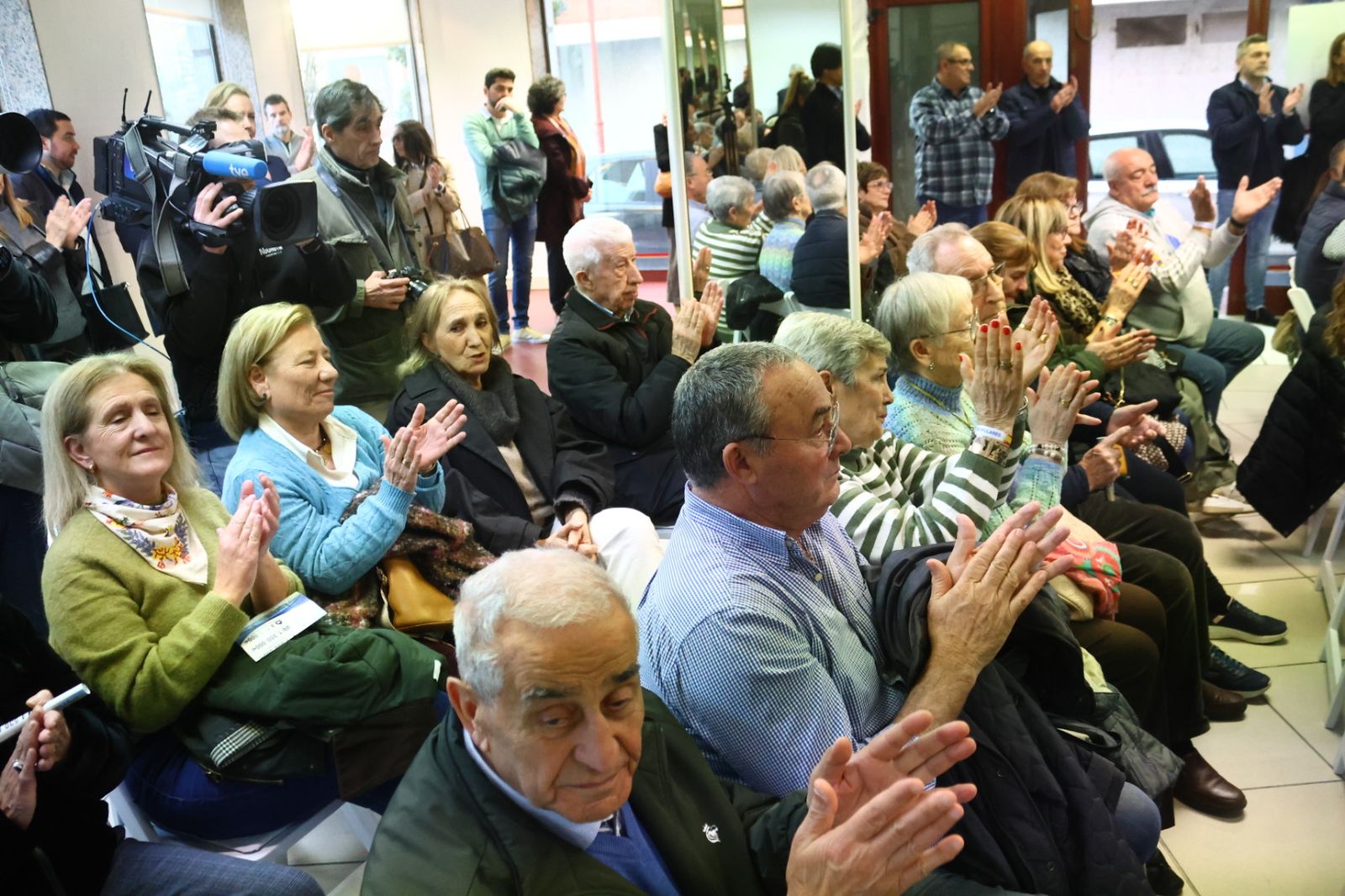 Alfonso Fernández Mañueco visita Santa Marta