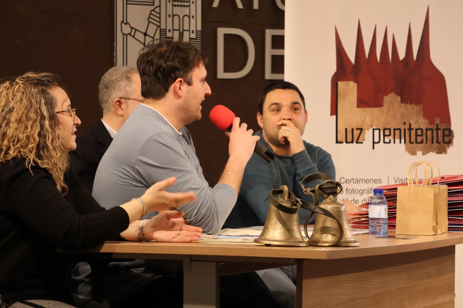 GALERÍA | La Asociación Luz Penitente reparte los premios del VIII Concurso de Dibujo Infantil