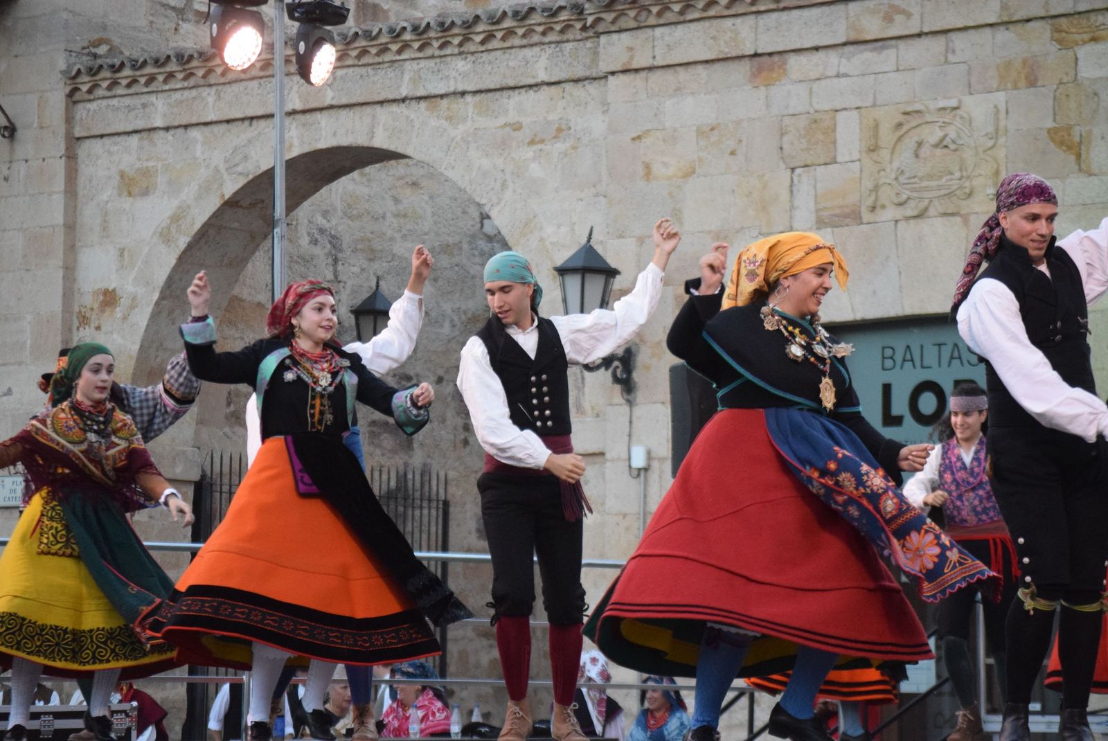 Ceremonia de Apertura del XXI Festival Internacional de Folklore de Zamora (25).JPG