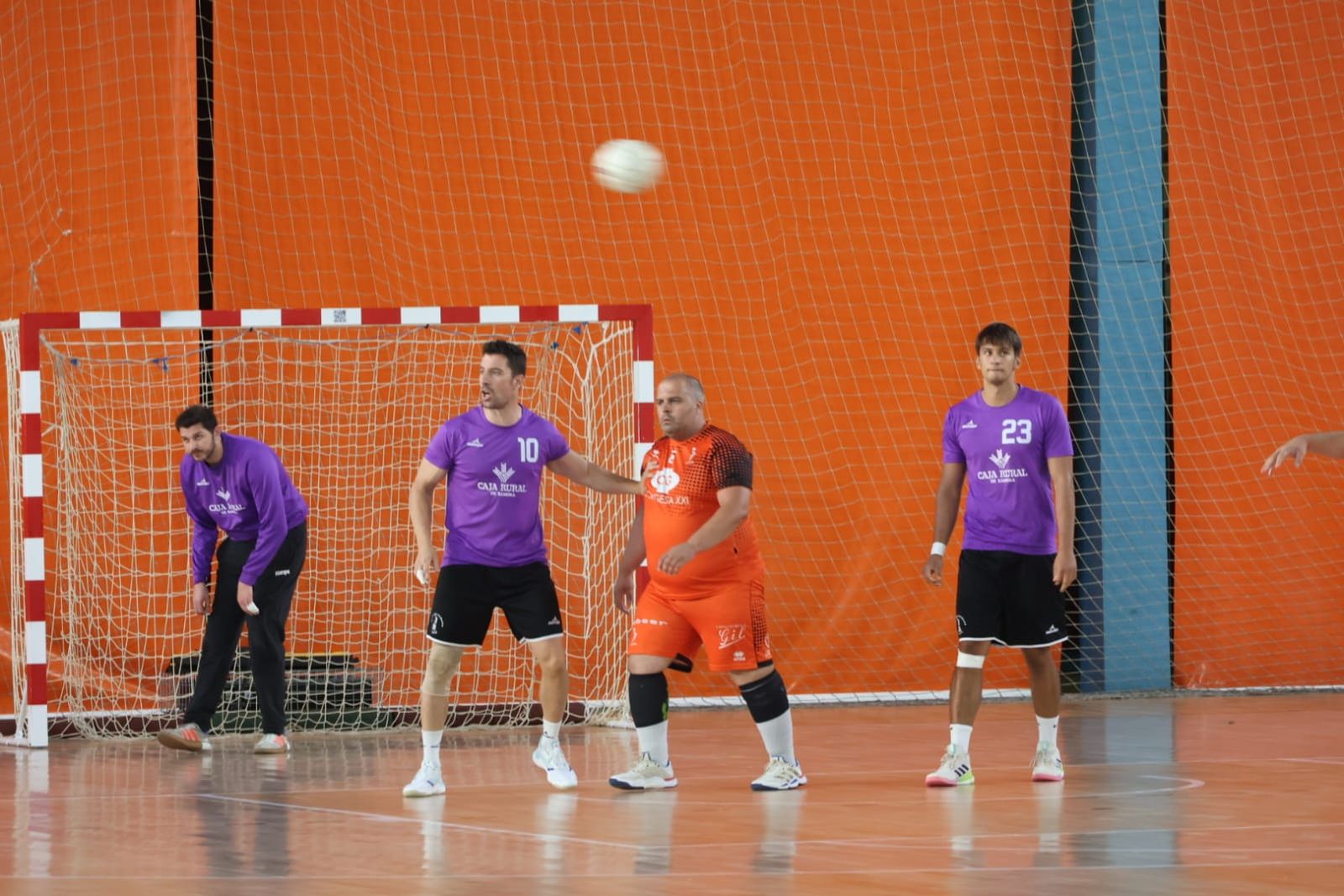 Partido de pretemporada entre el Balonmano Zamora y Balonmano Salamanca